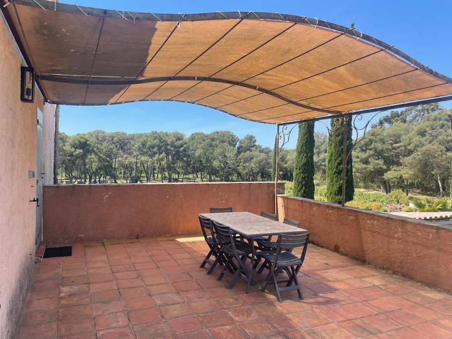 Appartement Unique Dans Le Domaine De La Sangliere Bormes-les-Mimosas Exterior foto